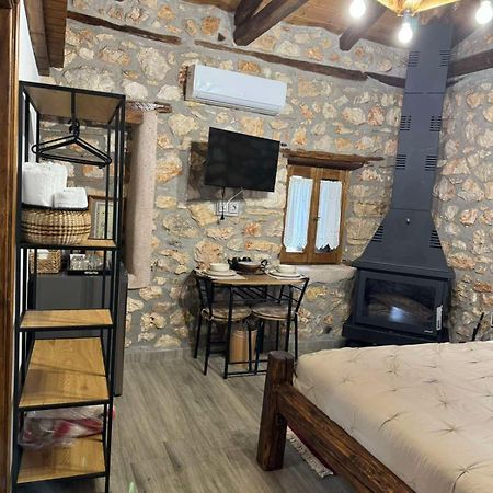 Traditional Stone Guesthouse Agios Ioannis  Luaran gambar
