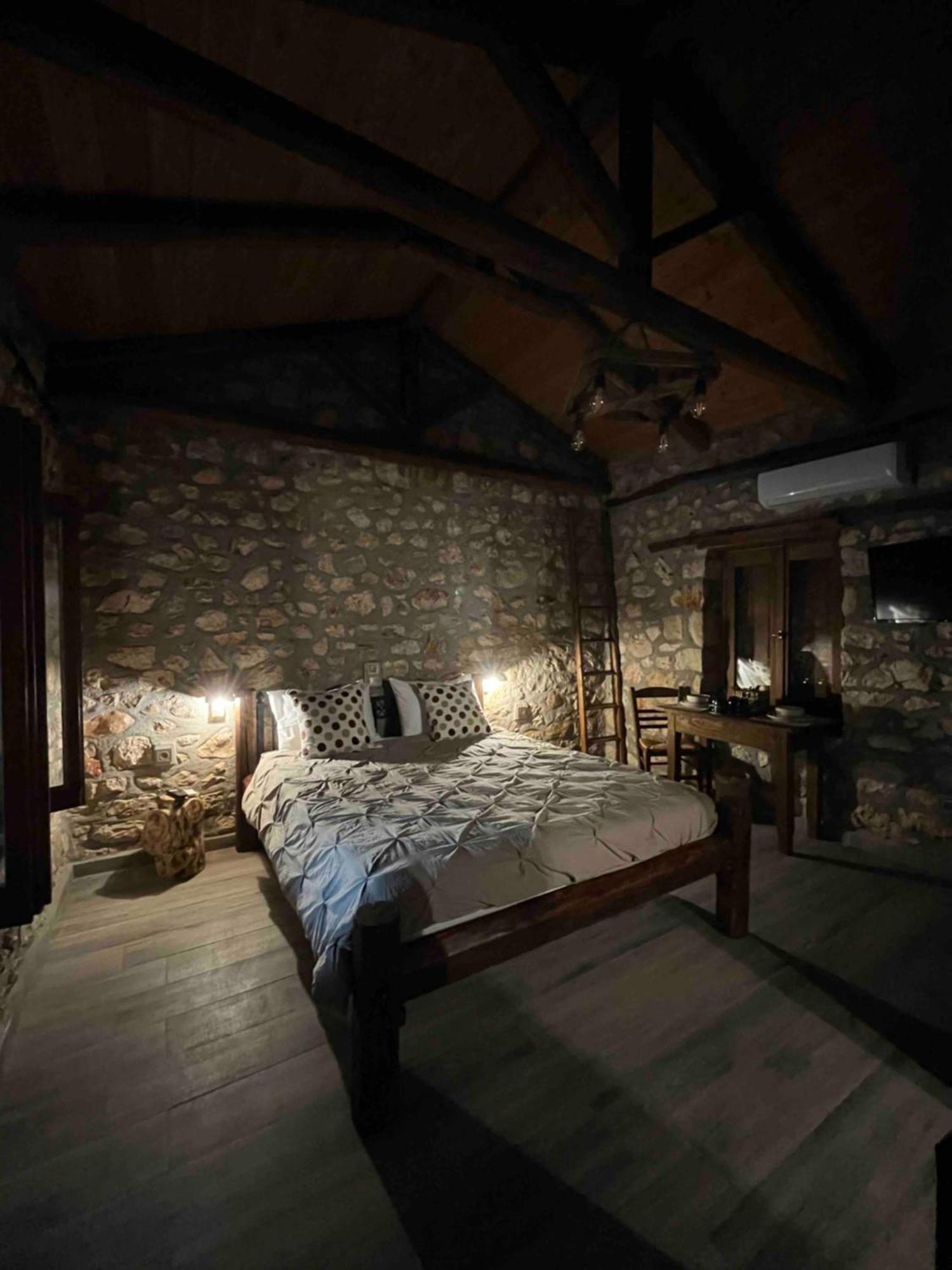 Traditional Stone Guesthouse Agios Ioannis  Luaran gambar